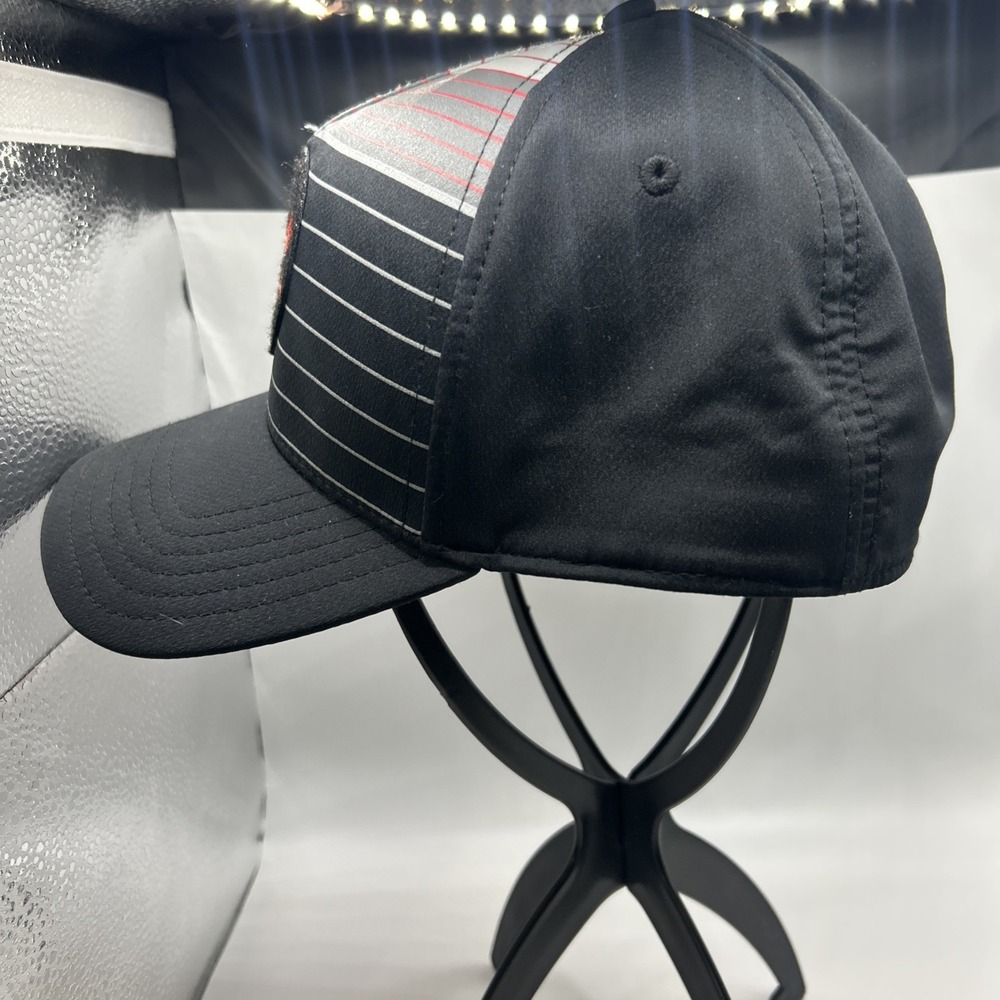 Mens Under Armour Fitted Hat L/XL Black/Gray/Red - Picture 2 of 4